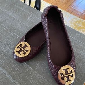 Tory Burch quilted flat